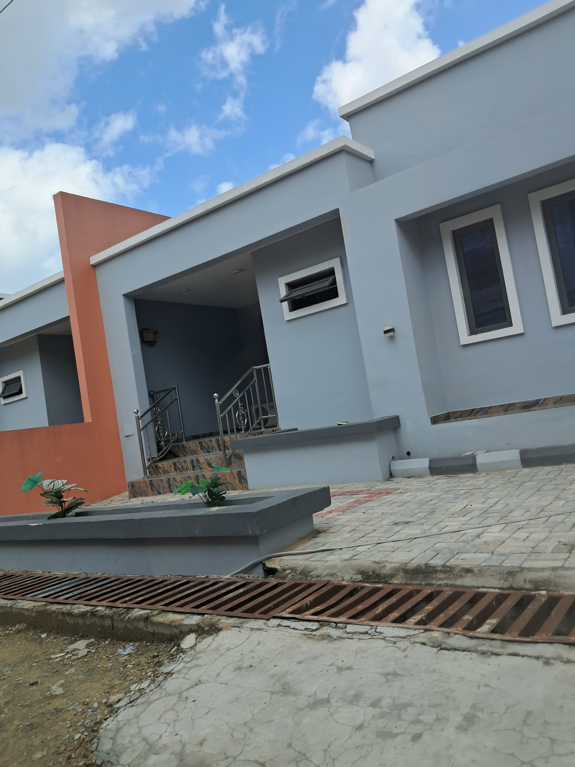 3 bedroom semi-detached bungalow for sale at Army estate, warri